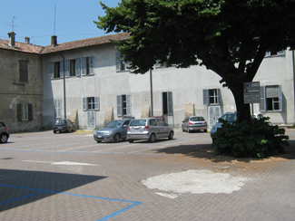 Il parcheggio di via Paolo Gorini