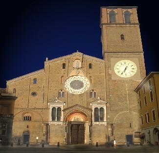 duomo illuminato