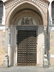 Il protiro della Cattedrale
