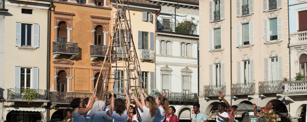 SPETTACOLO IN PIAZZA DELLA VITTORIA 