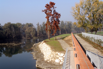 Il nuovo argine della sponda sinistra del fiume Adda