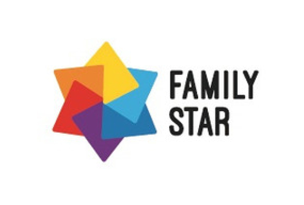 la scritta family star