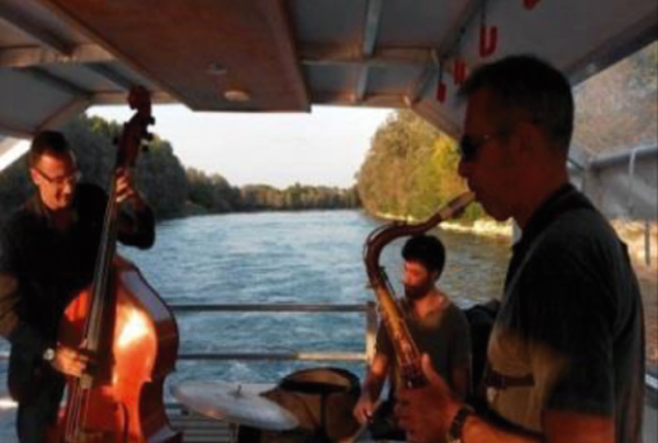 navigazione sul fiume tra jazz e blues