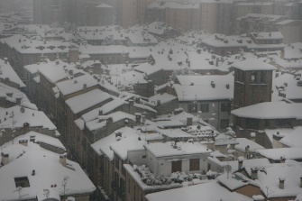 La città di Lodi innevata