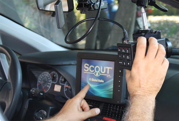 il sistema scout a bordo di un'auto della polizia