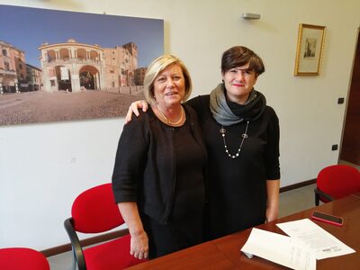 il nuovo assessore mariagrazia sobacchi e il sindaco sara casanova